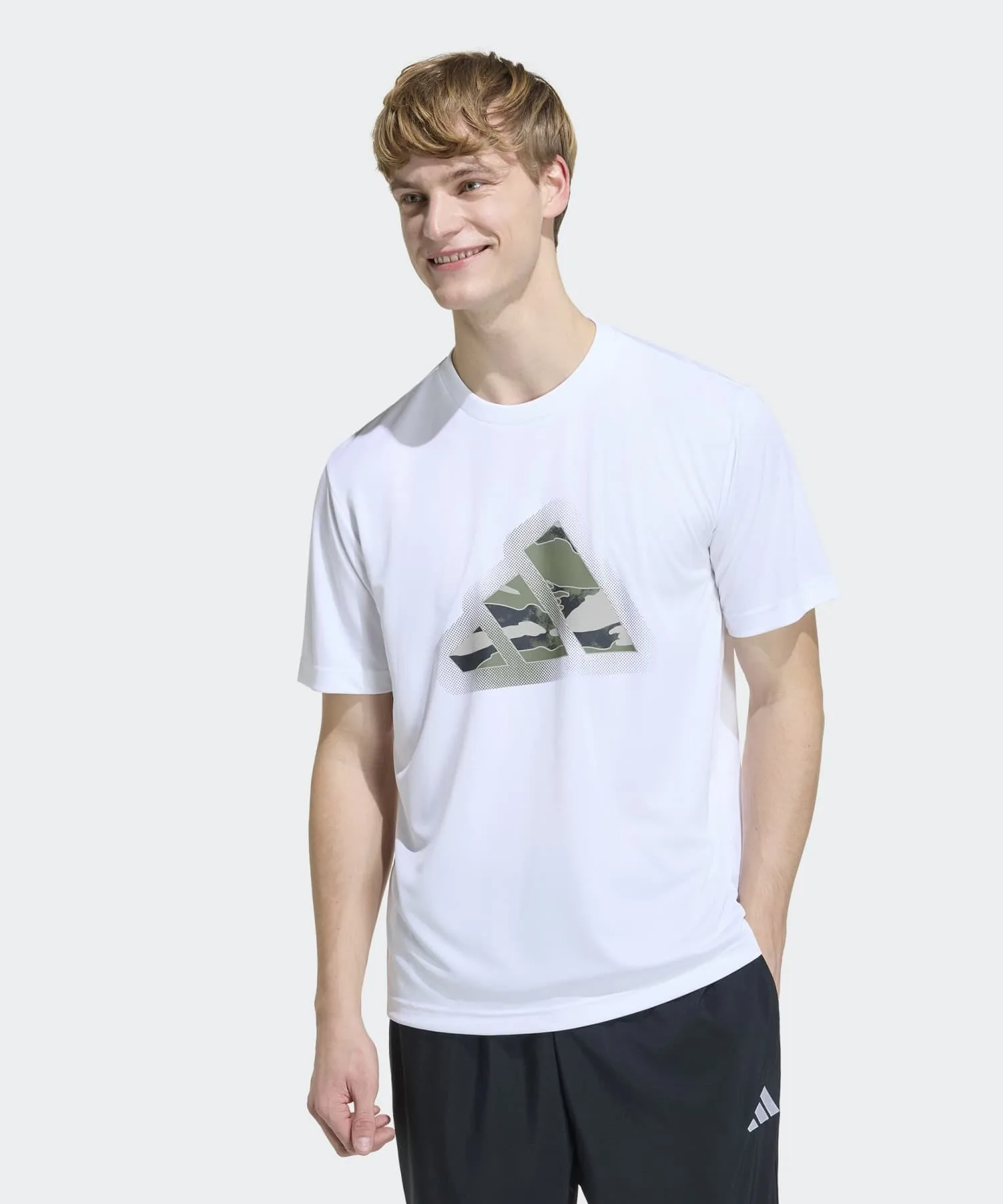Мужская футболка с графикой Climacool Camo Modern Logo adidas белая