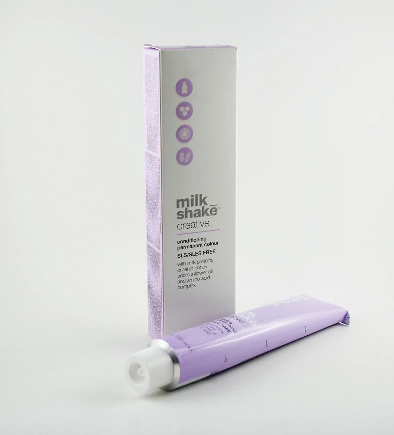Стойкая крем-краска для волос «Creative Conditioning Permanent Colour» 6.41/6CA от milk_shake Milk_Shake
