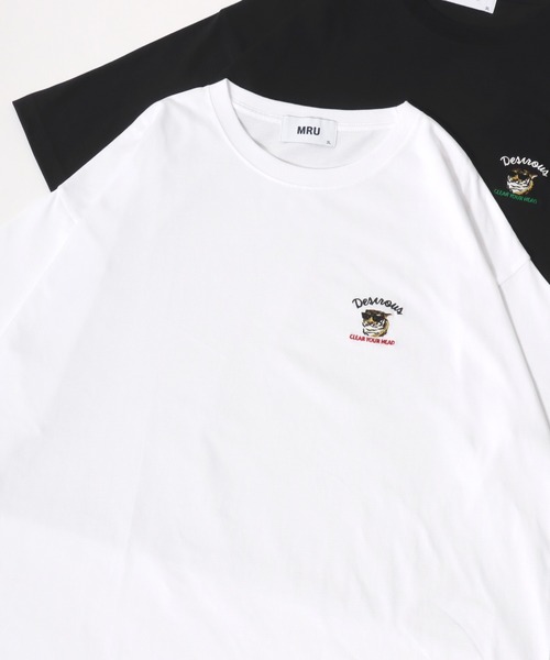 

Футболка с коротким рукавом, с вышивкой MRU, белый