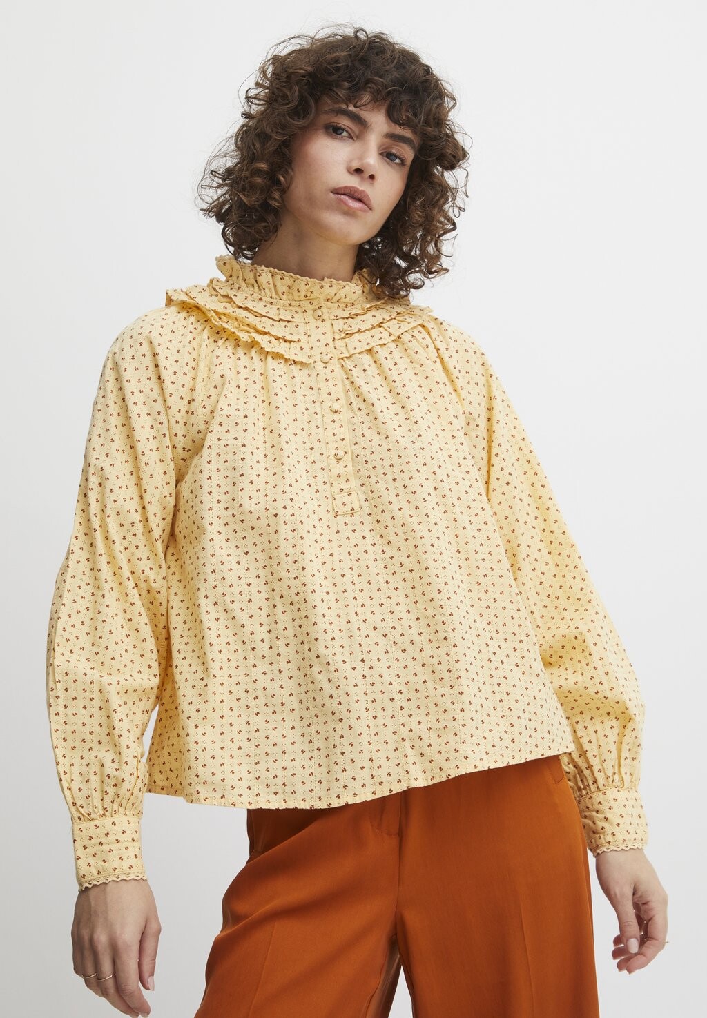 

Блуза Atelier Rêve, пшеничный