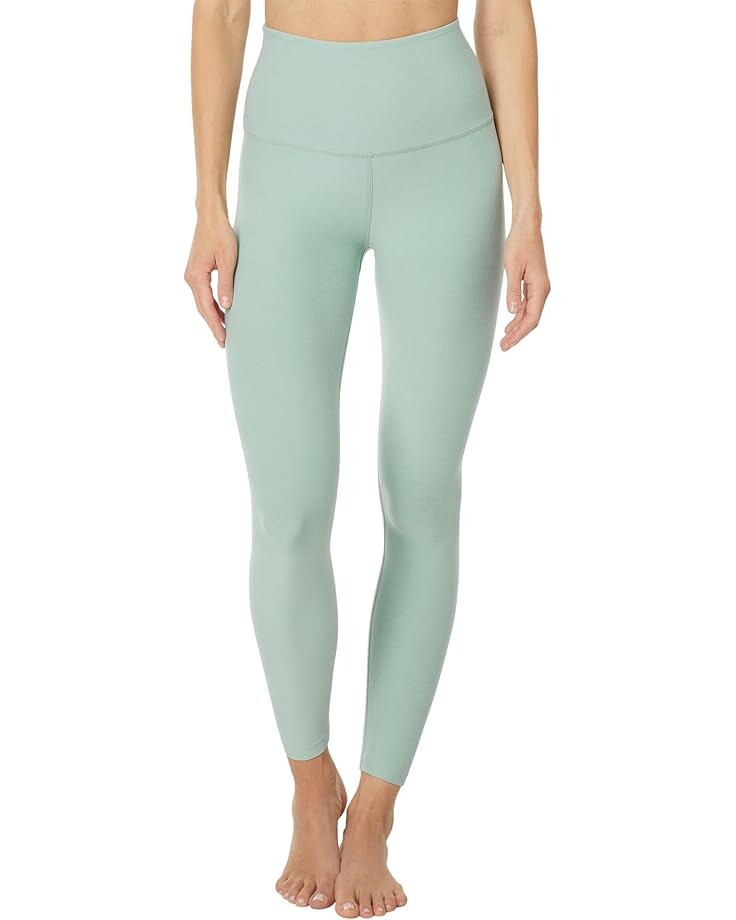 

Брюки Beyond Yoga Spacedye Caught In The Midi High-Waisted Legging, цвет Minty Slate Heather