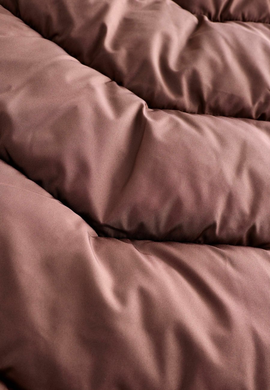 Зимнее пальто Next SHOWER RESISTANT CHEVRON DUVET PADDED STANDARD, Mocha Brown/Brown — фото 2