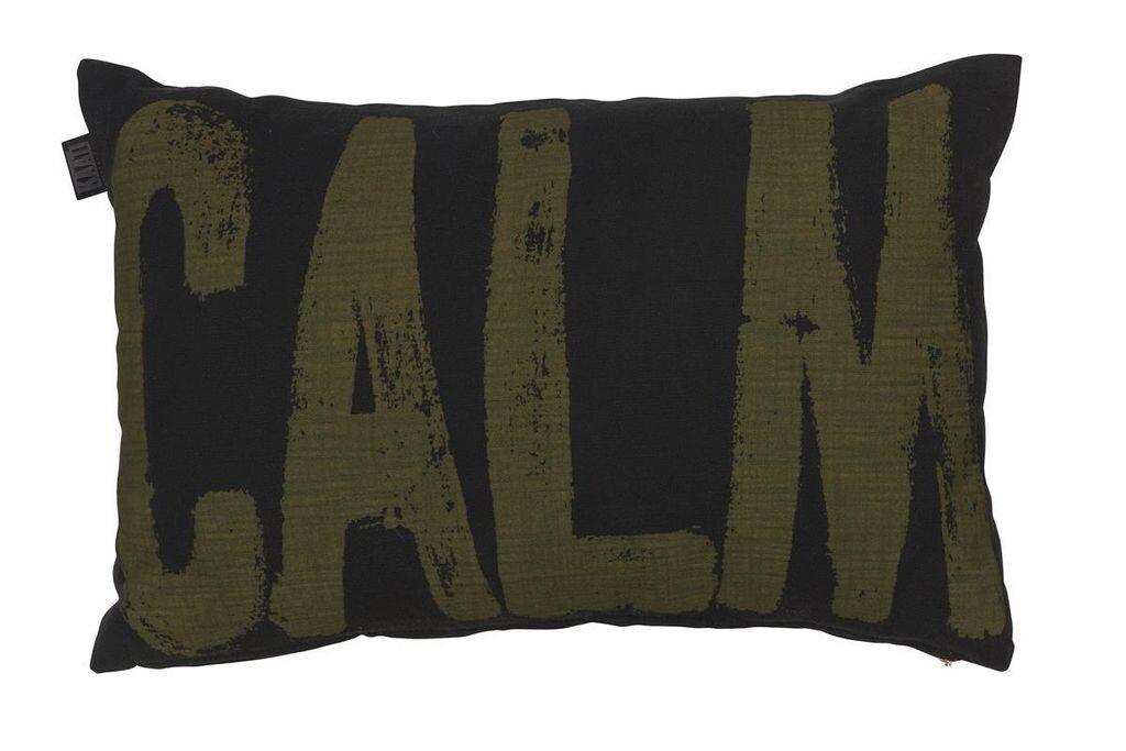 

Декоративная подушка Calm Cushion 40 x 60 см зеленая Beddinghouse