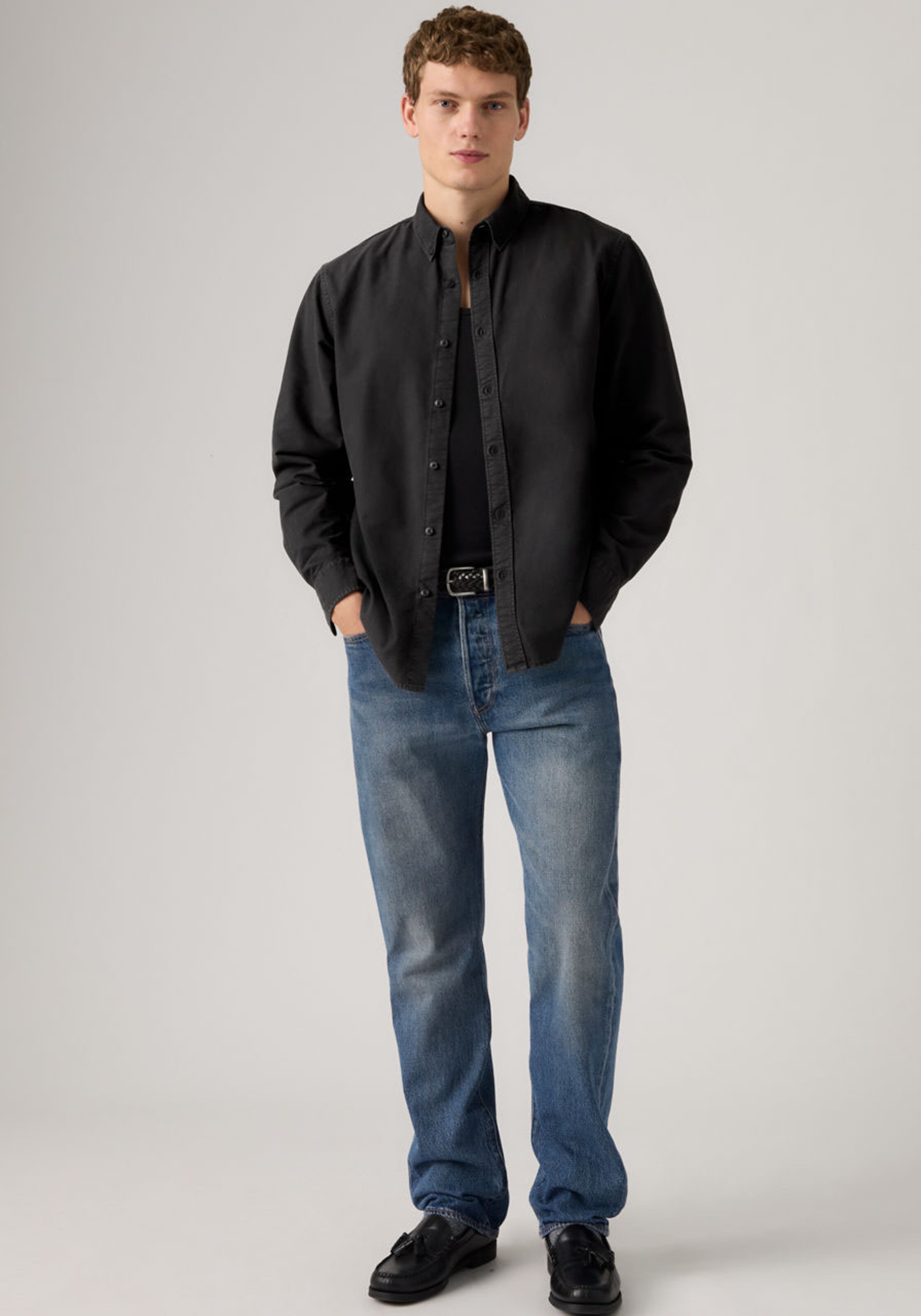 LEVI'S  Рубашка на пуговицах Regular fit в черном цвете — фото 4
