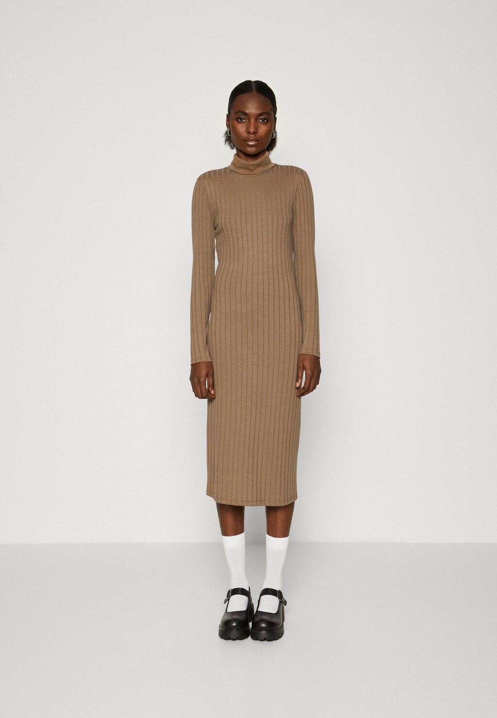 

Платье ONLY Tall ONLFELINE MIDI DRESS, цвет walnut