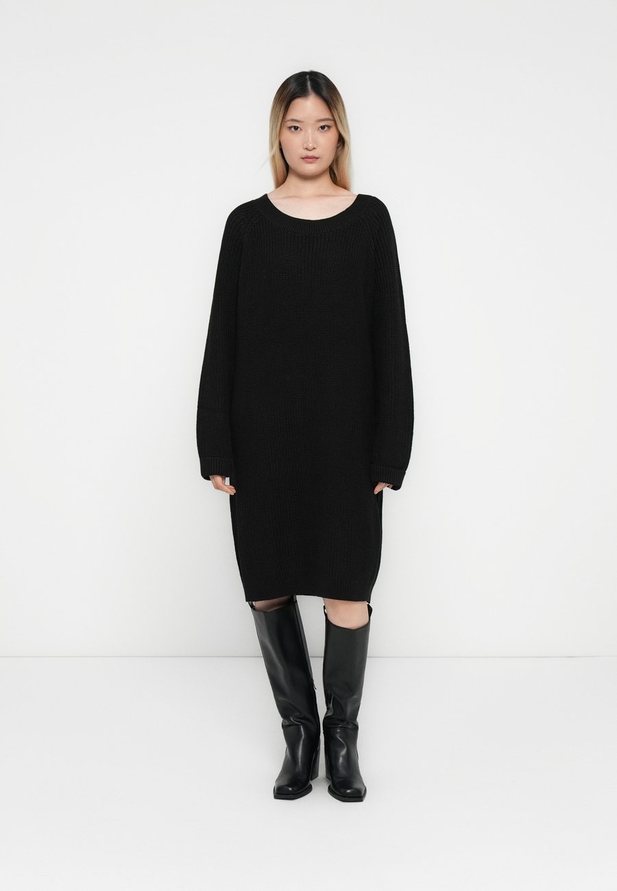 

Платье Noisy May NMSIESTA O NECK DRESS CURVE, Black