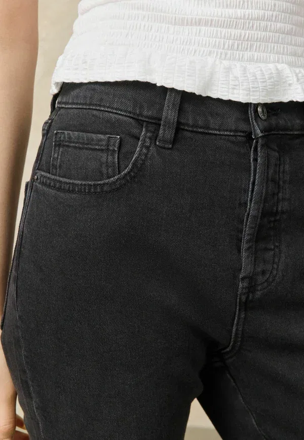 Джинсы Regular fit cropped bootcut Next, вымытый черный — фото 3