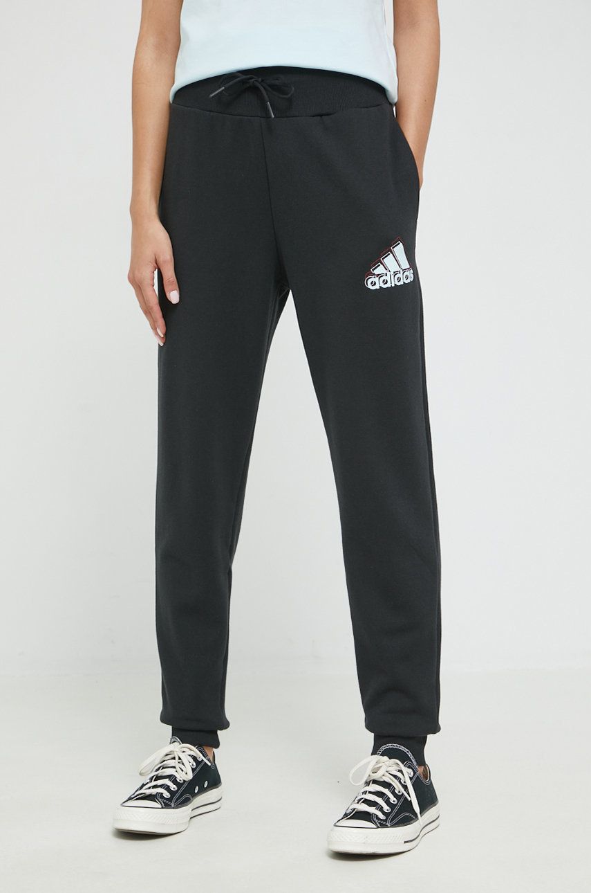 

Спортивные штаны adidas, черный