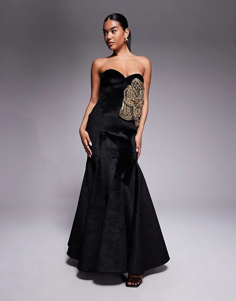 

Платье макси ASOS DESIGN из структурированного бархата с цветочным принтом в черном цвете