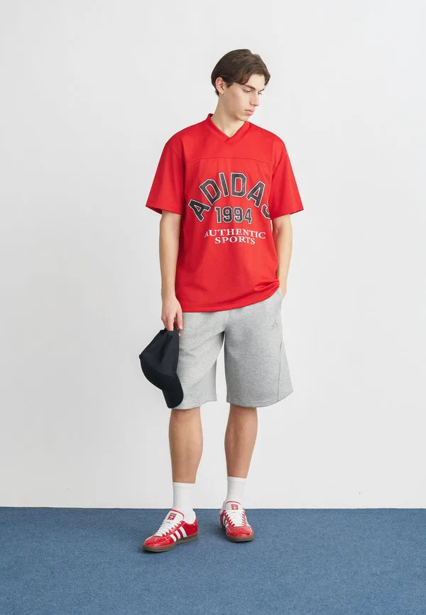 Футболка с принтом Adidas Originals, Better Scarlet — фото 2