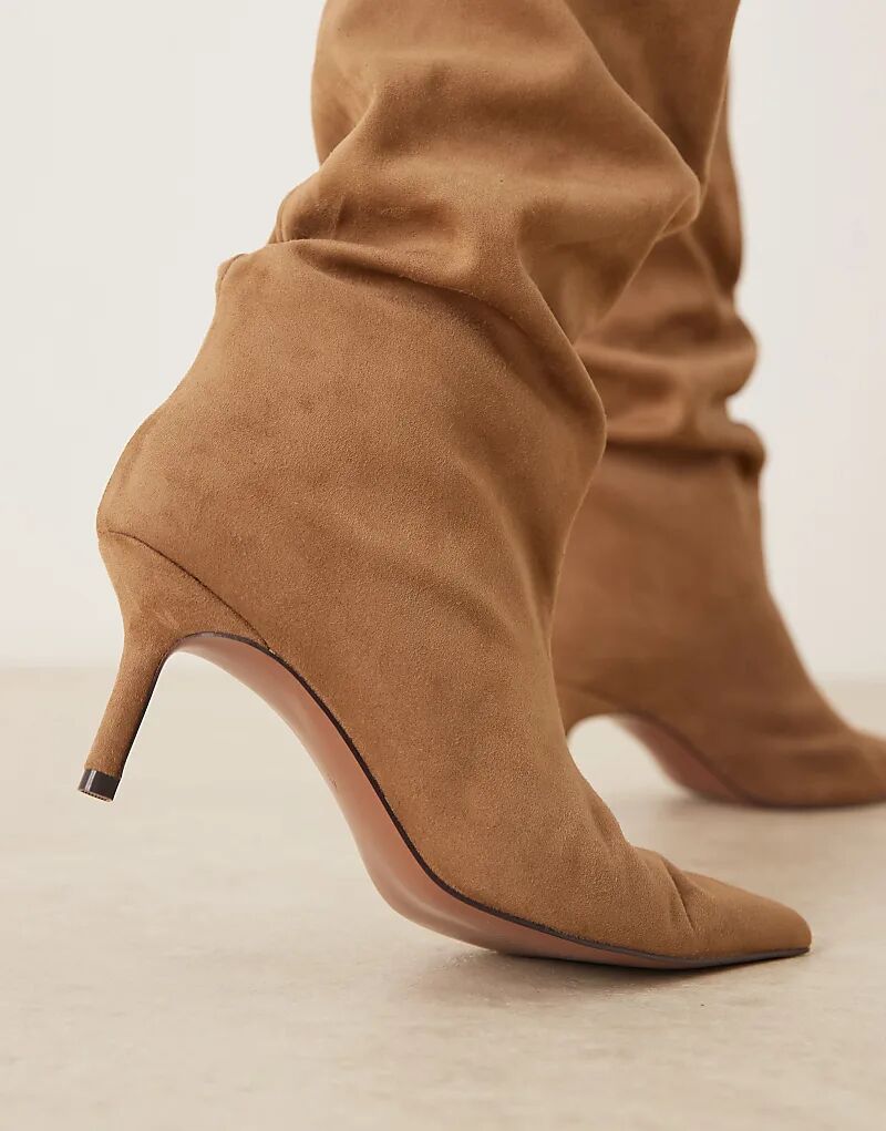 Сапоги Cydney с широким кроем ASOS DESIGN из песочной замши с застежкой на щиколотку — фото 3