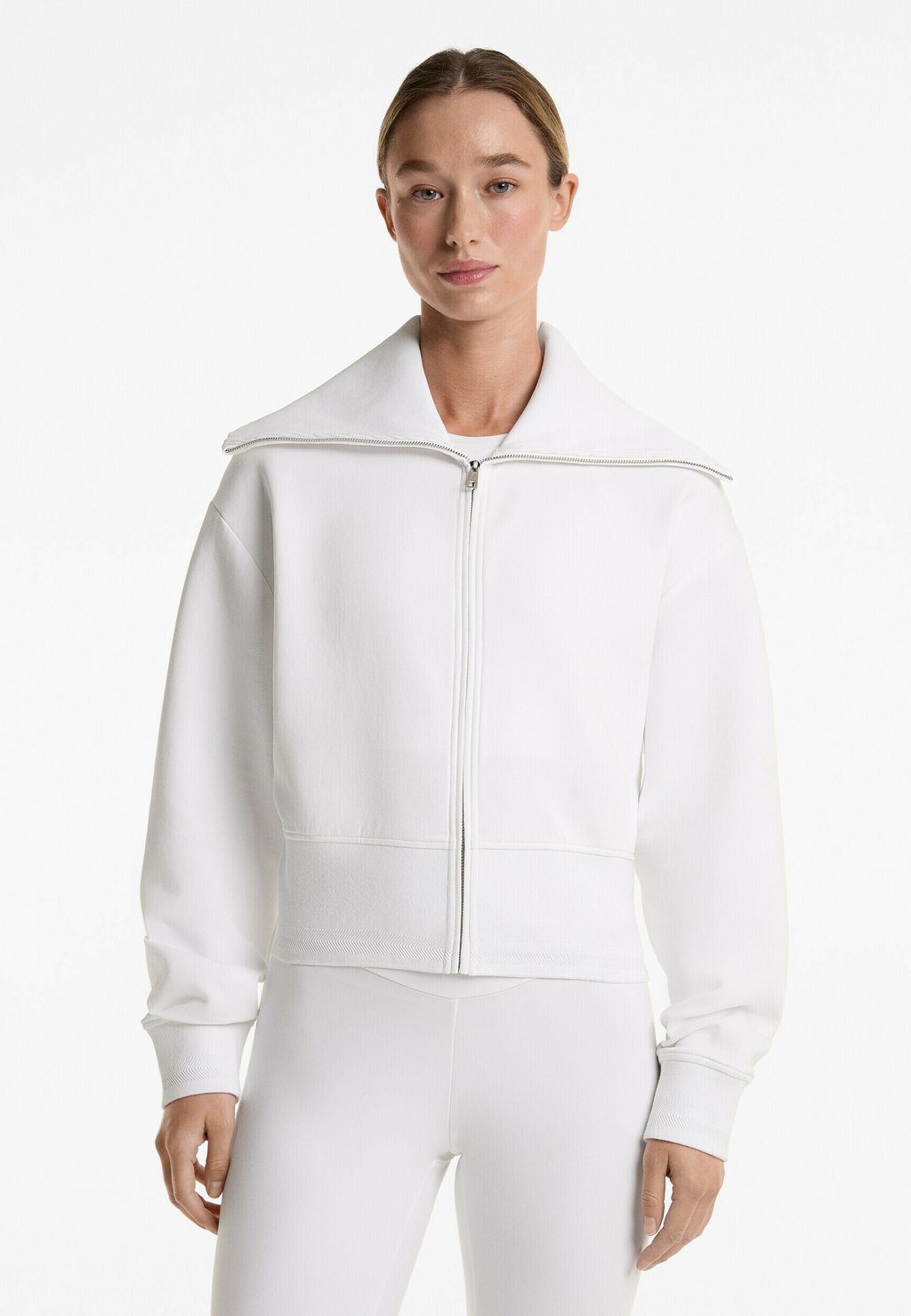 

Толстовка на молнии COLLAR WITH OYSHO, белый