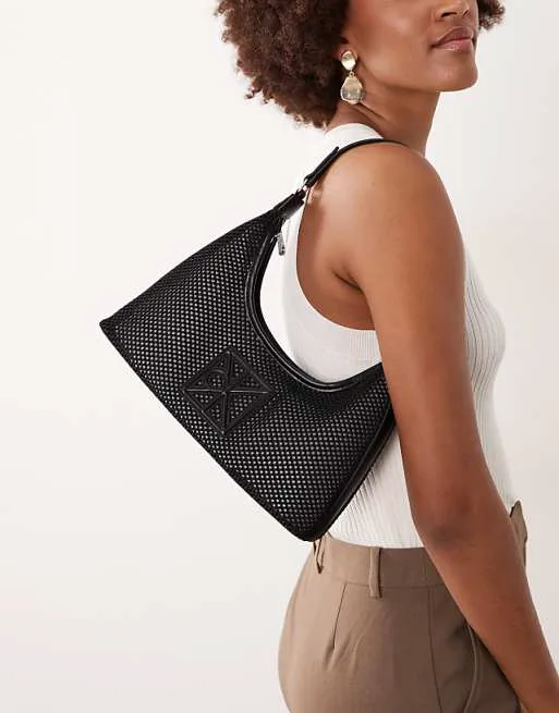 

Черная сетчатая сумка на плечо с логотипом и эмблемой Calvin Klein Jeans