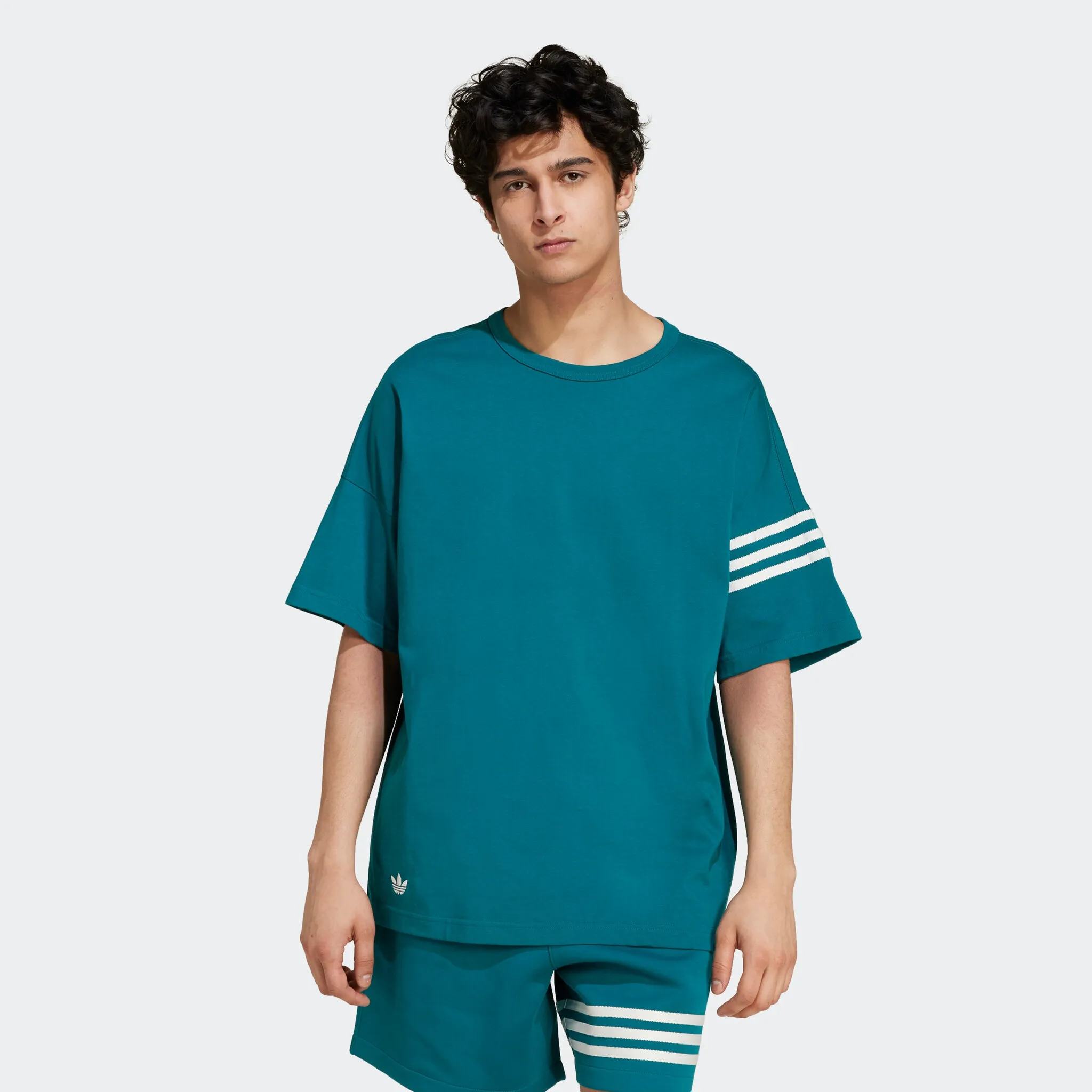 

Футболка Adidas Originals "NEU C TEE", цвет Legacy Teal