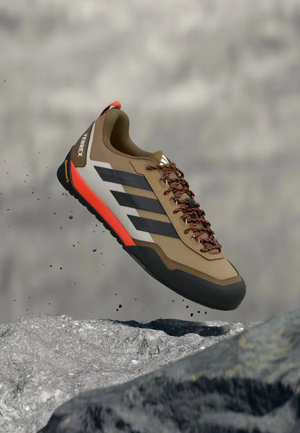 Обувь для одиночного подхода skychaser, походные ботинки Adidas Terrex, Cardboard/Carbon/Semi Impact Orange