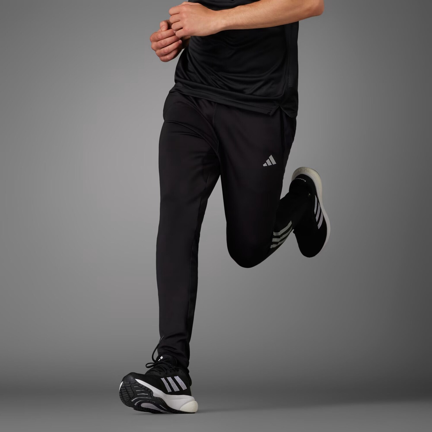

Трикотажные брюки Run Astro Adidas, цвет Black