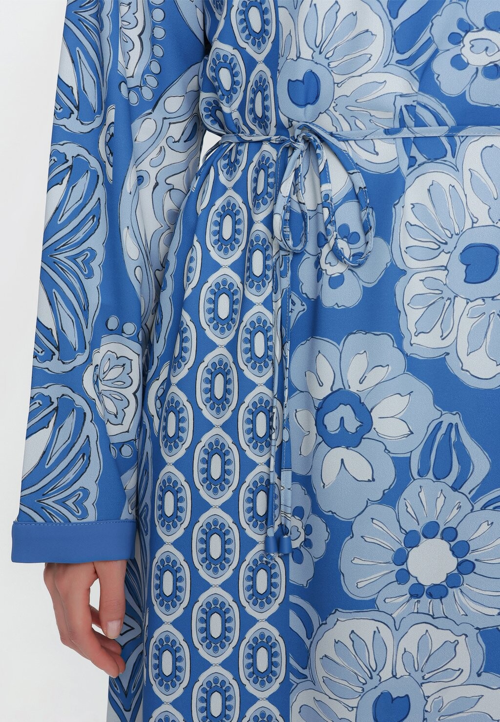 

Платье макси MODEST MIDI CARDIGAN Armine, синий