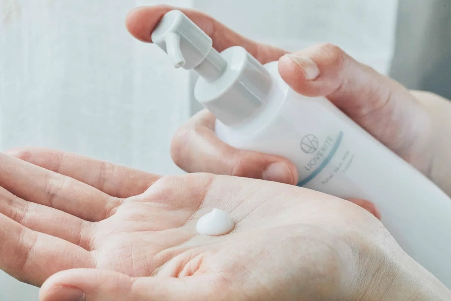 Лосьон для тела Lioverite Total Skin Milk, 200 мл — фото 3
