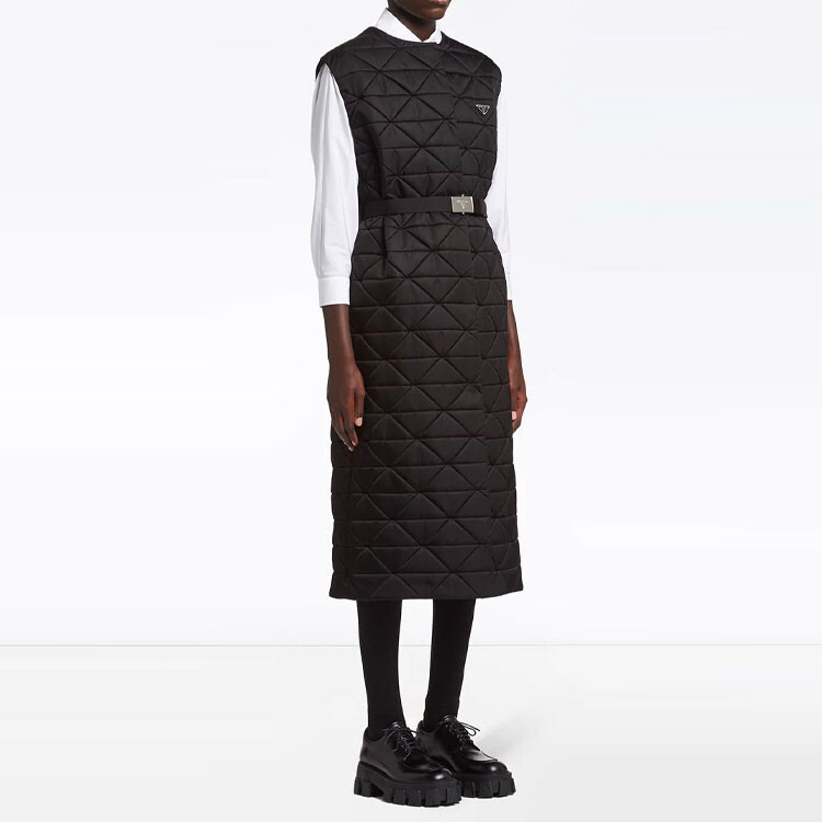 

Платье без рукавов женское черное Prada