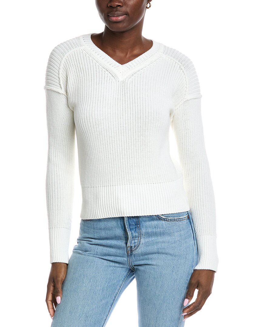 

Хлопковый свитер с V-образным вырезом и открытыми швами от Autumn Cashmere, белый