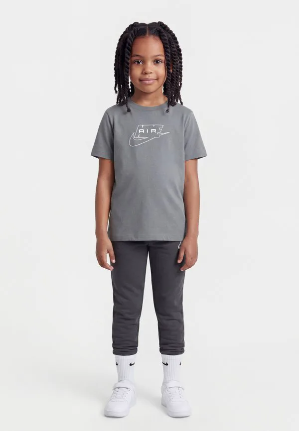 Футболка унисекс с принтом tee air Nike Sportswear, Smoke Grey