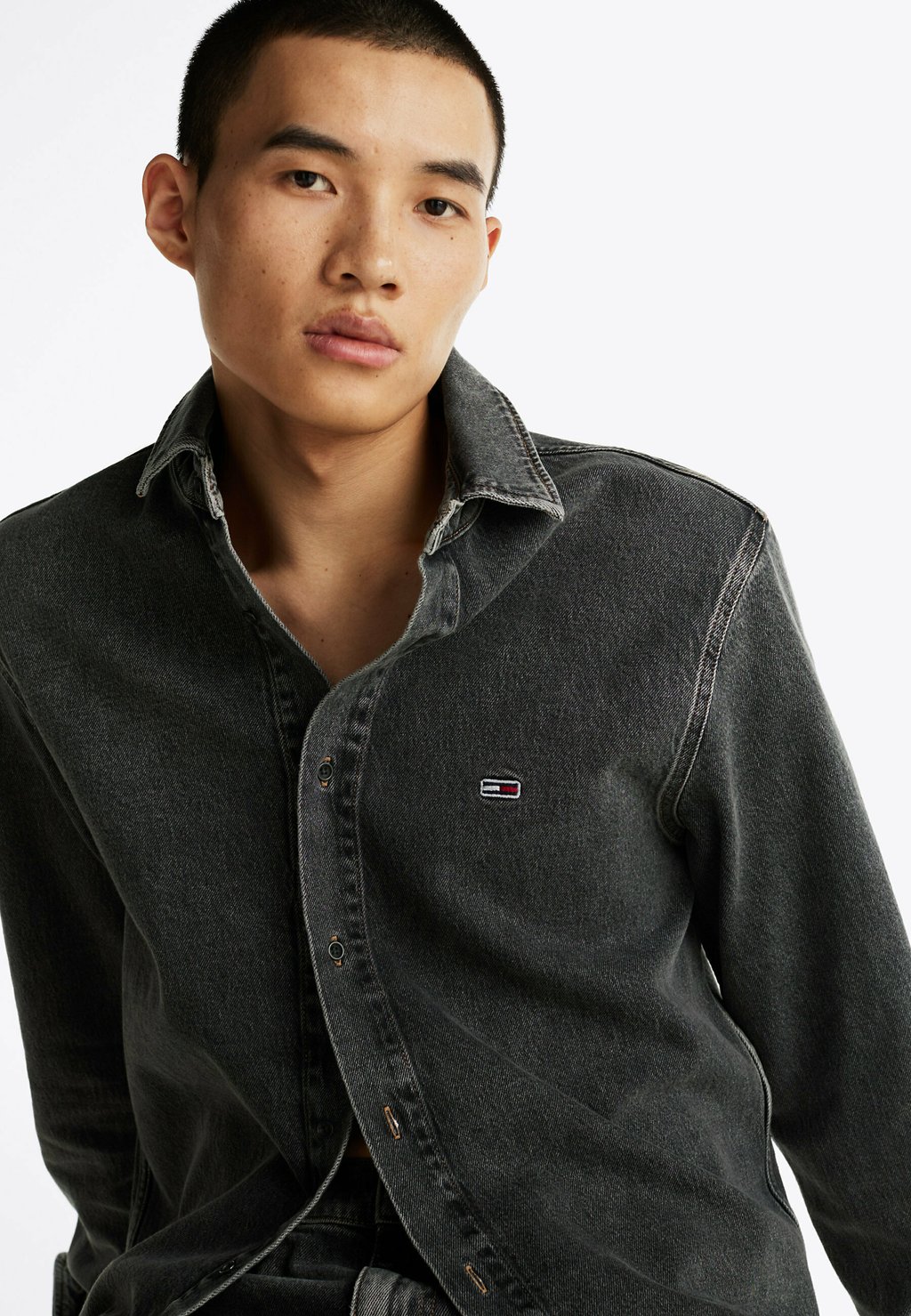 

Рубашка Tommy Jeans, темно-серый