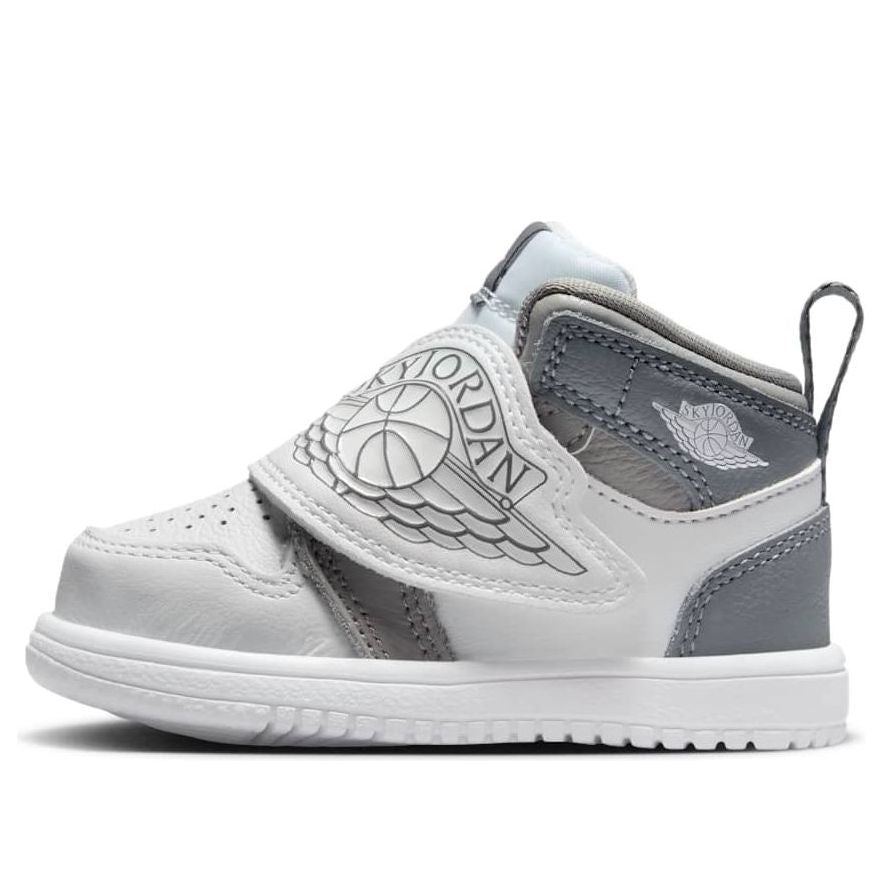 

Кроссовки (TD) Air Jordan Sky Jordan 1 'Medium Grey White Cool Grey', серый