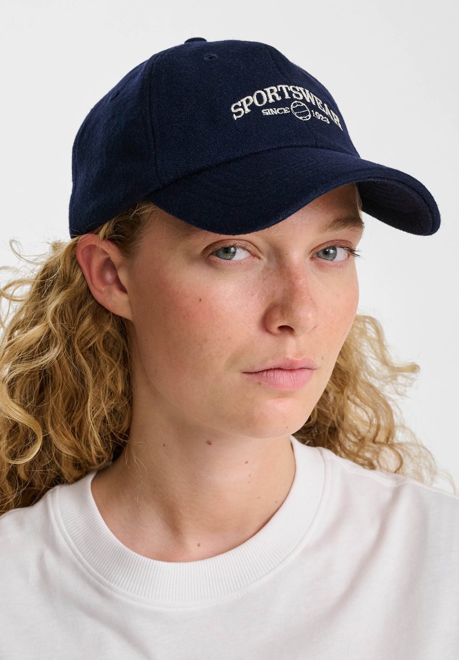 

Бейсболка Hummel BASEBALL UNISEX, Dress Blues/Blue