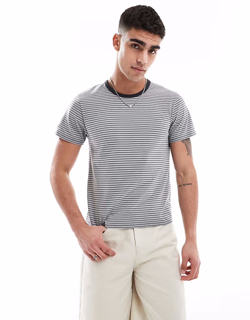 

Футболка Cotton On в серую микрополоску Cotton:On