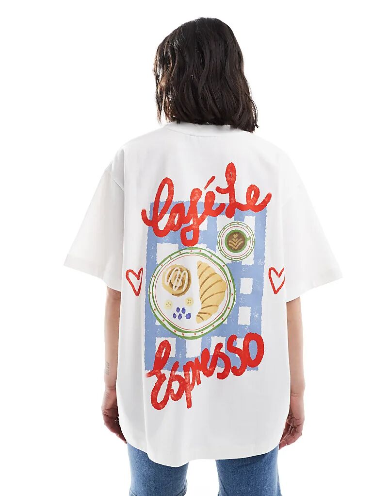 

Футболка ASOS DESIGN свободного кроя с принтом Cafe Le Espresso на спине белого цвета
