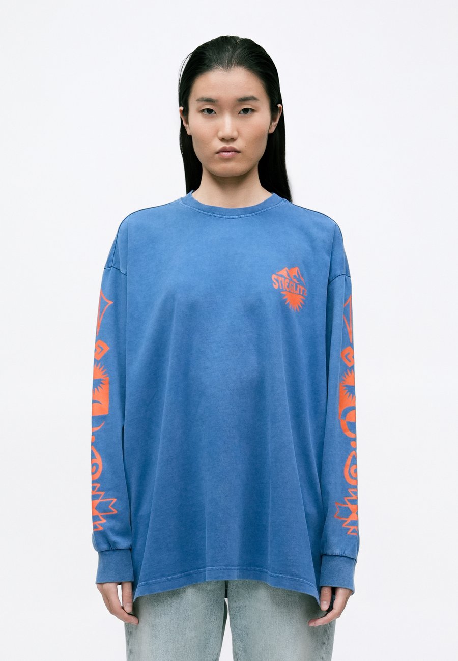 

Топ Stieglitz BENJAMIN SKATE LONGSLEEVE, Blue