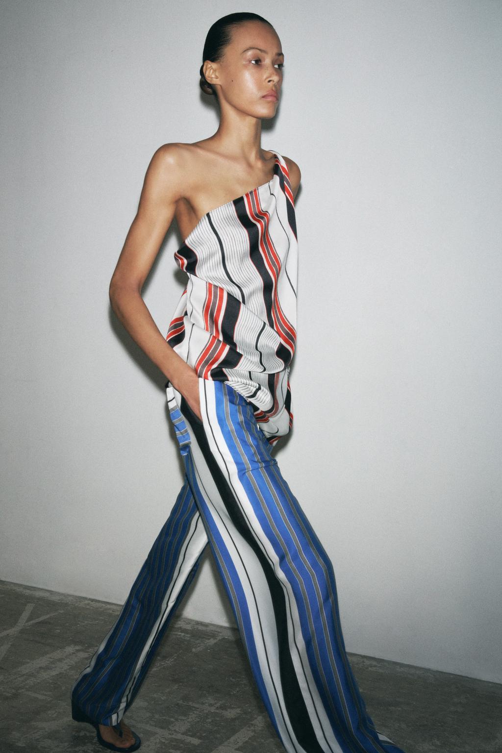 

Брюки в полоску ZARA, цвет striped