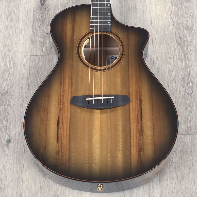 

Акустическая электрогитара Breedlove Oregon Concert Harvest CE