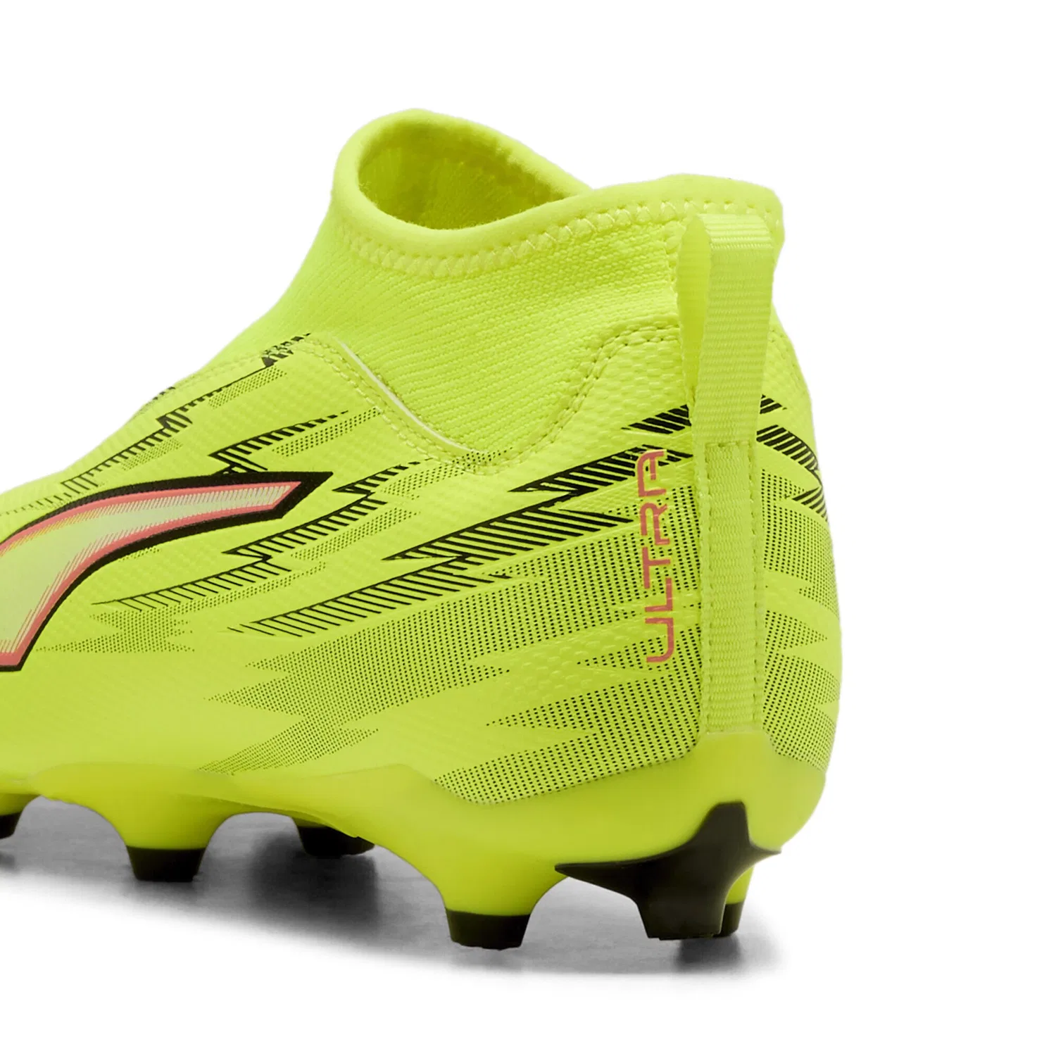 Детские футбольные бутсы без шнуровки ULTRA 6 Match+ PUMA, Yellow Alert Black Glowing Red Lime Squeeze — фото 2