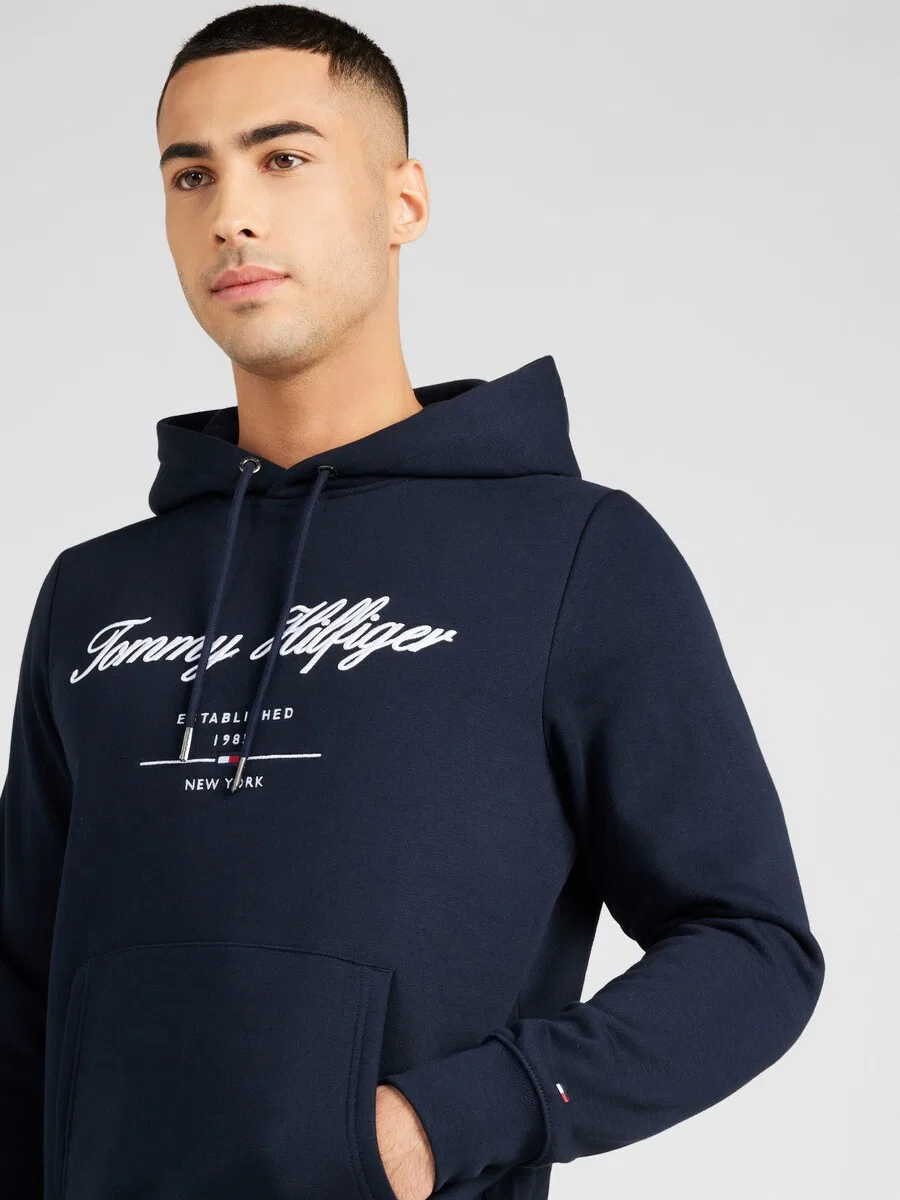 Толстовка TOMMY HILFIGER с вышитым логотипом, темно-синего цвета — фото 2