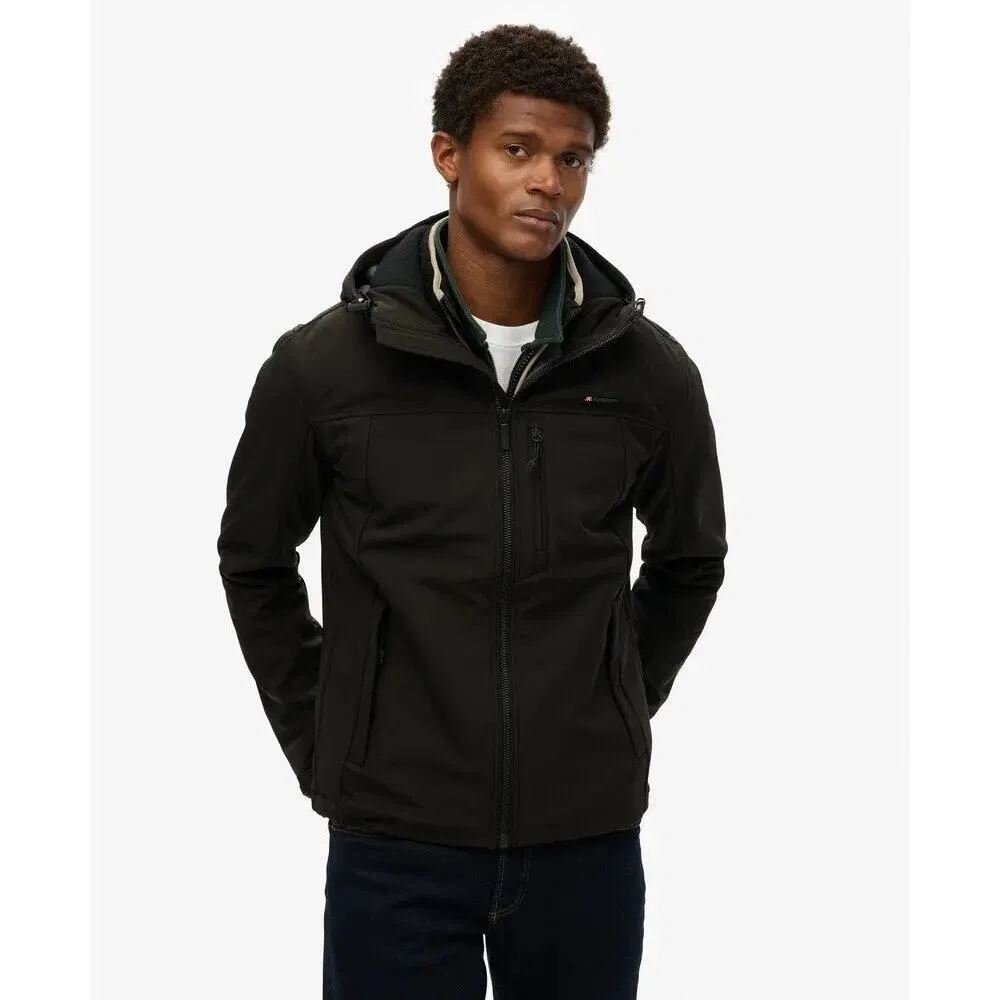 Мужская ветровка с капюшоном Softshell Trekker Superdry, Schwarz — фото 2