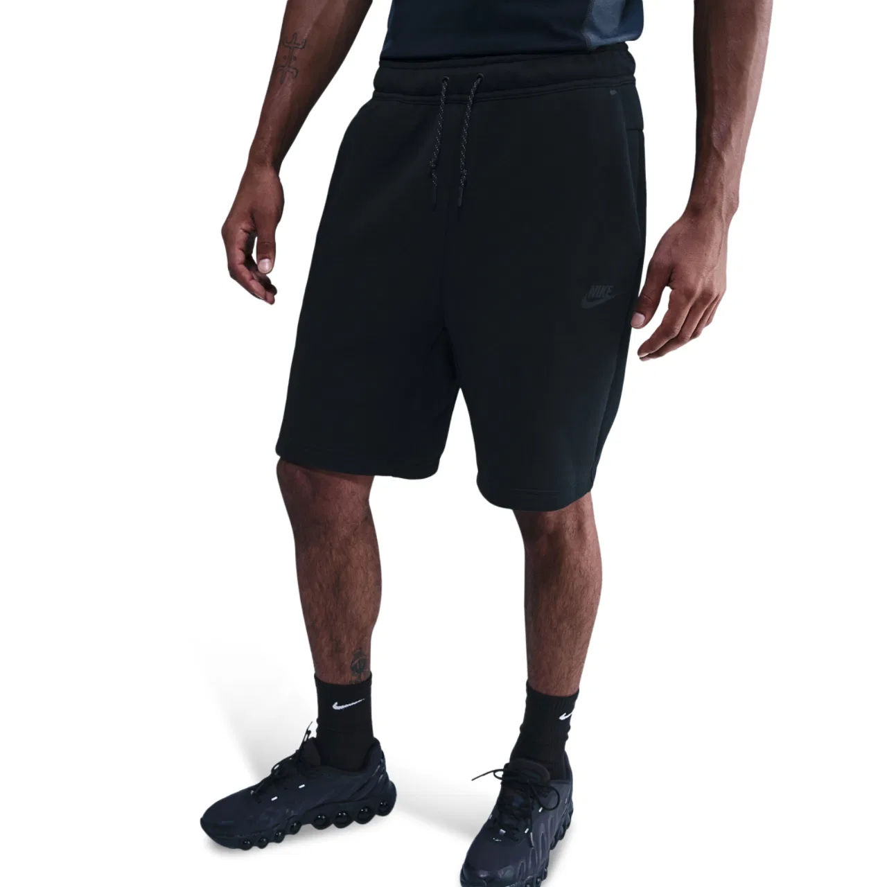 Шорты мужские Tech Fleece Nike, черный