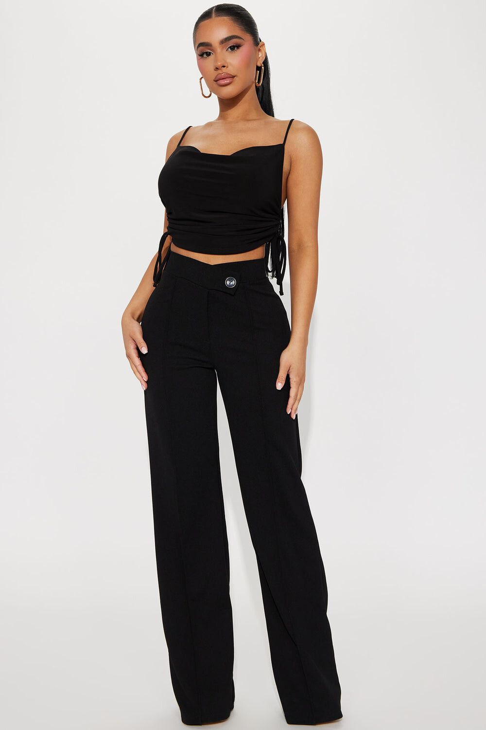 

Платье Fashion Nova LBP22850P, черный