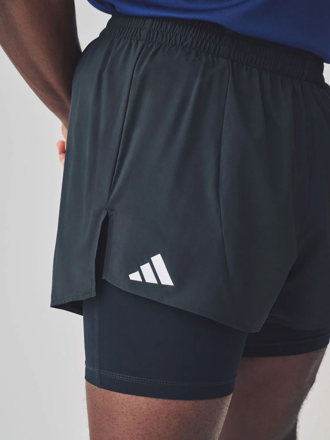 Шорты беговые Adizero Essentials adidas, черный — фото 4