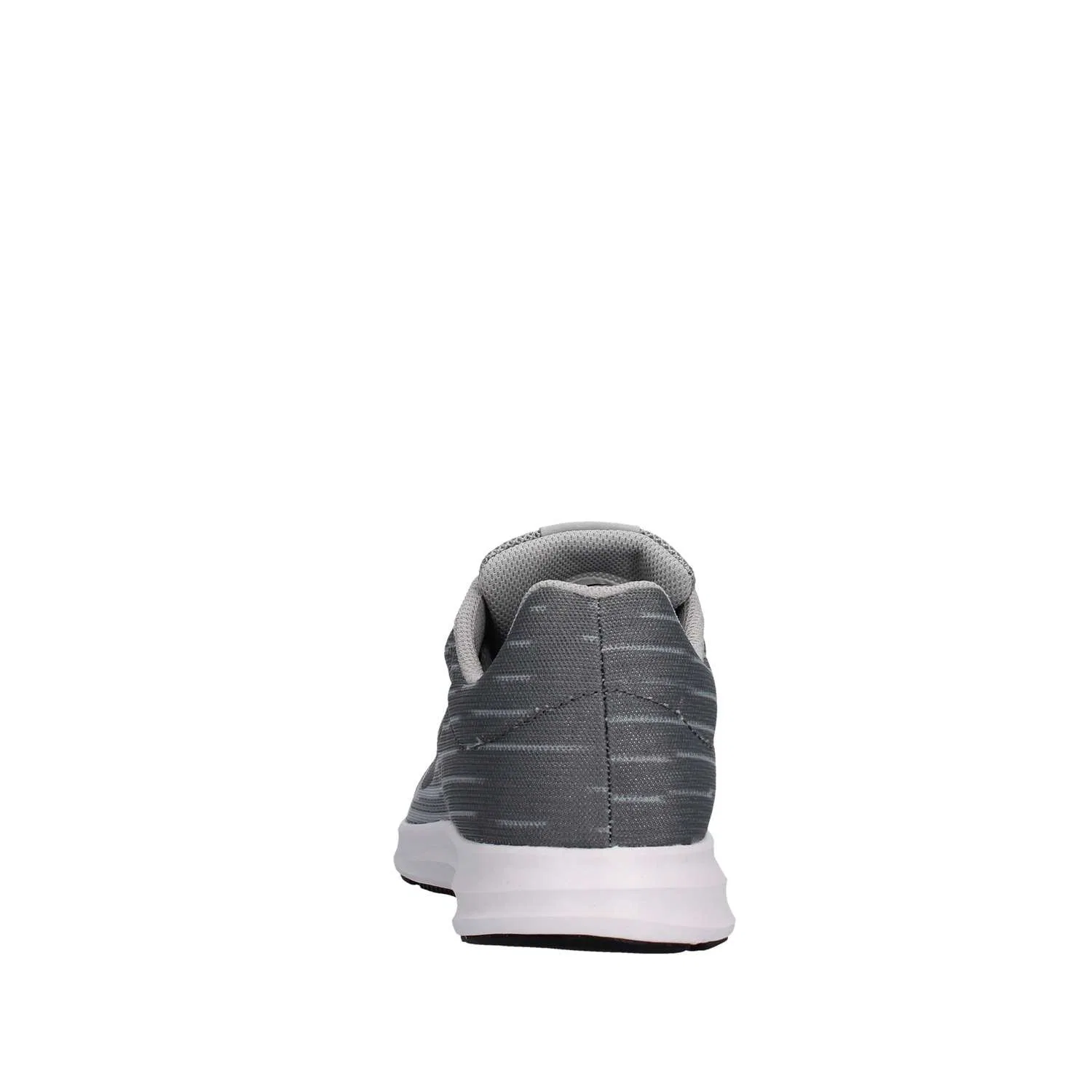 Детские кроссовки для мальчиков с шнуровкой Downshifter 8 NIKE, Grey Wolf Grey Mtlc Dark Grey Cool Grey Black 002 — фото 3