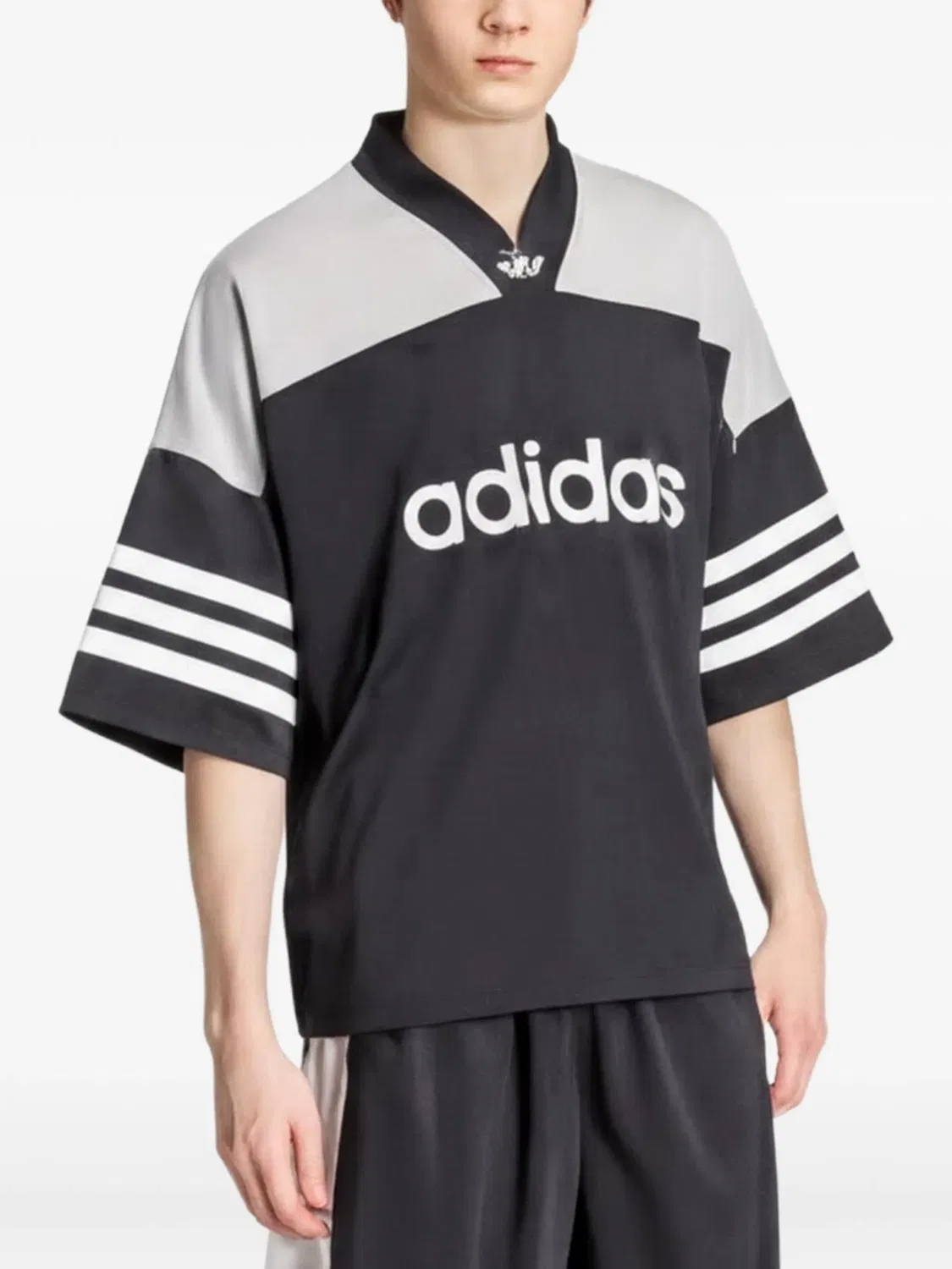 Футболка с сетчатыми вставками и логотипом Adidas, черный