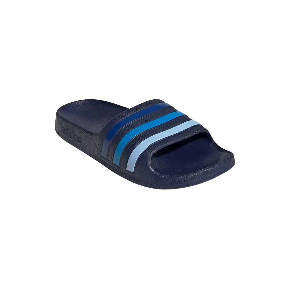 Детские сандалии для девочек с закрытым носом Adidas Adilette, Blau — фото 4