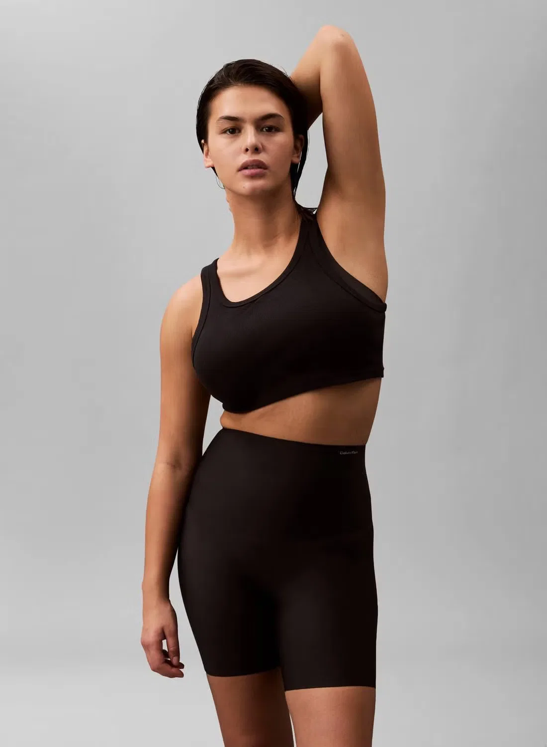 Шорты утягивающие Second Skin Smoothing Calvin Klein, черный — фото 2