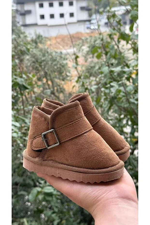 Детские ботинки для девочек на липучке Winter fur-lined ultra-comfortable children's boots with velcro fasteners Özde Shoes, Brown Tan