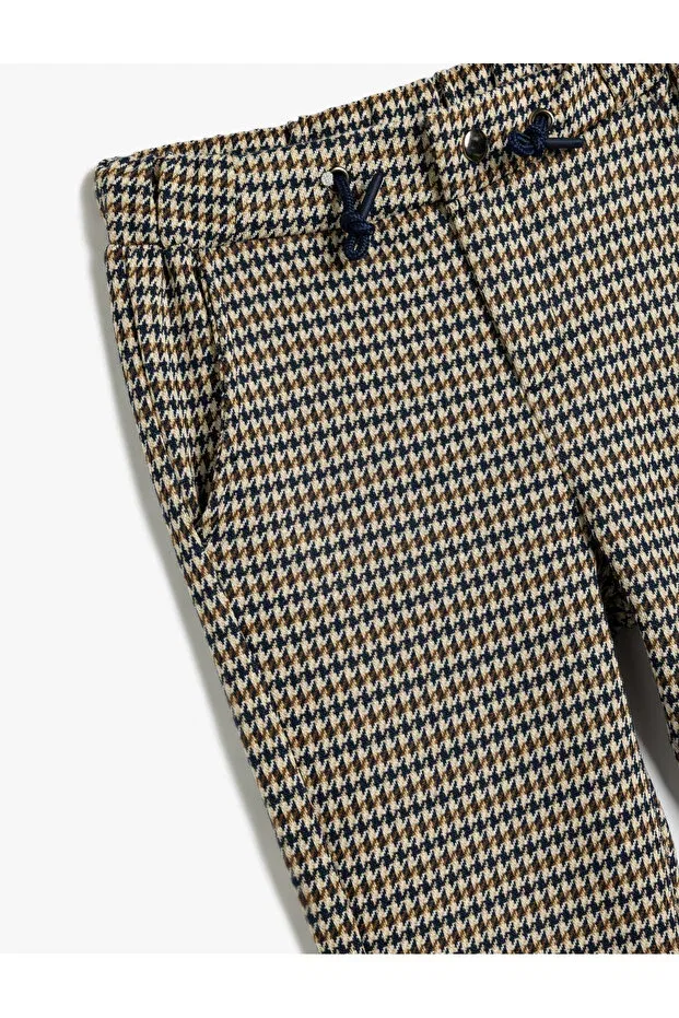 Детские спортивные штаны для мальчиков с принтом Koton, Beige Plaid — фото 3
