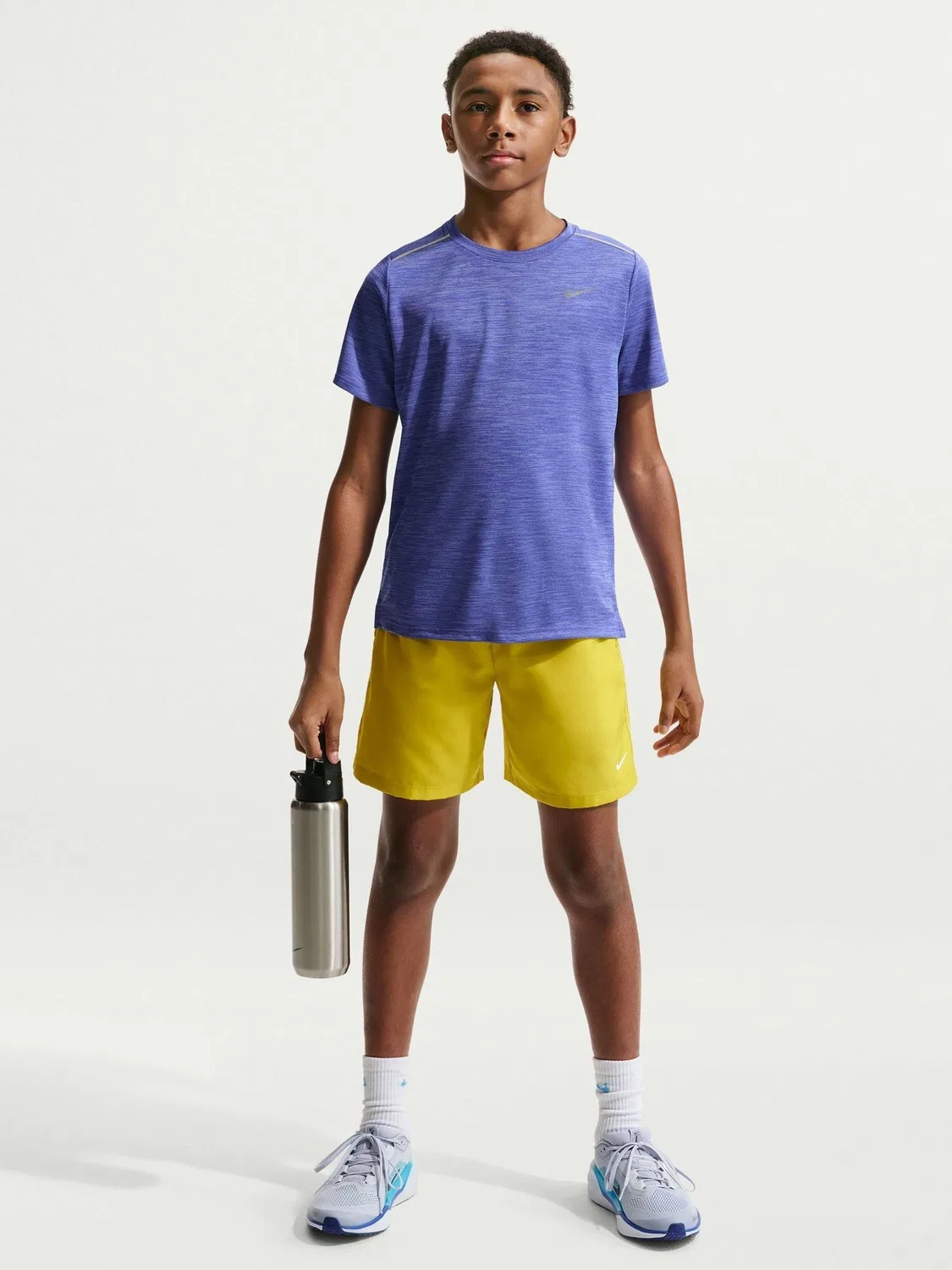 Футболка Nike Miler Dri-FIT с коротким рукавом Nike, лазурно-синий