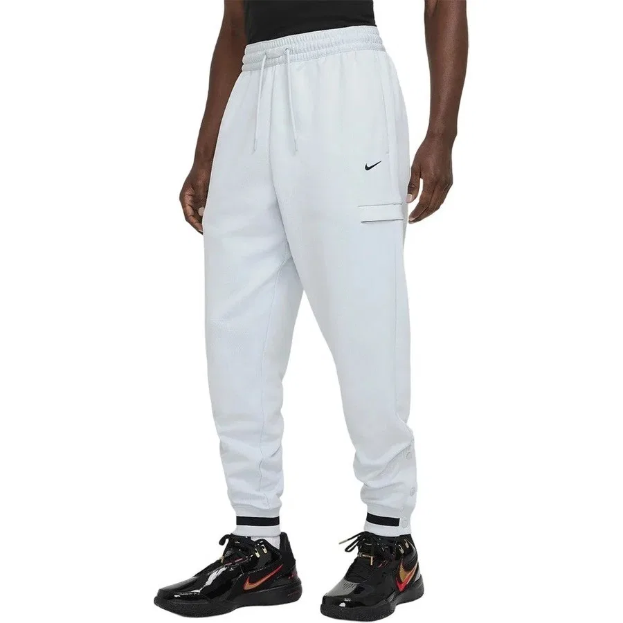Спортивные штаны с утеплением Therma-FIT DNA Cargo Pant Naos Nike, Серый