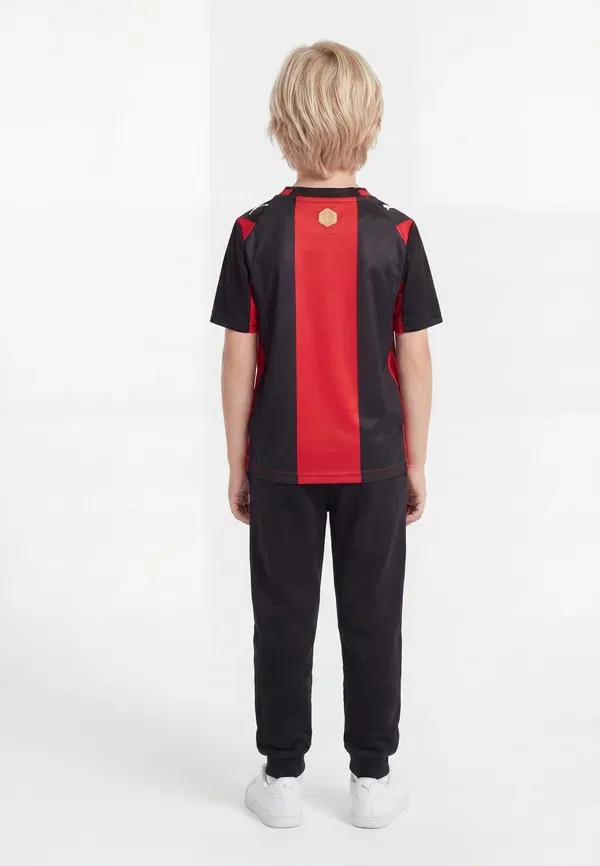 Футболка футбольная с влагоотведением AC Milan Home Replica Puma, Black/Red, черный/красный — фото 2