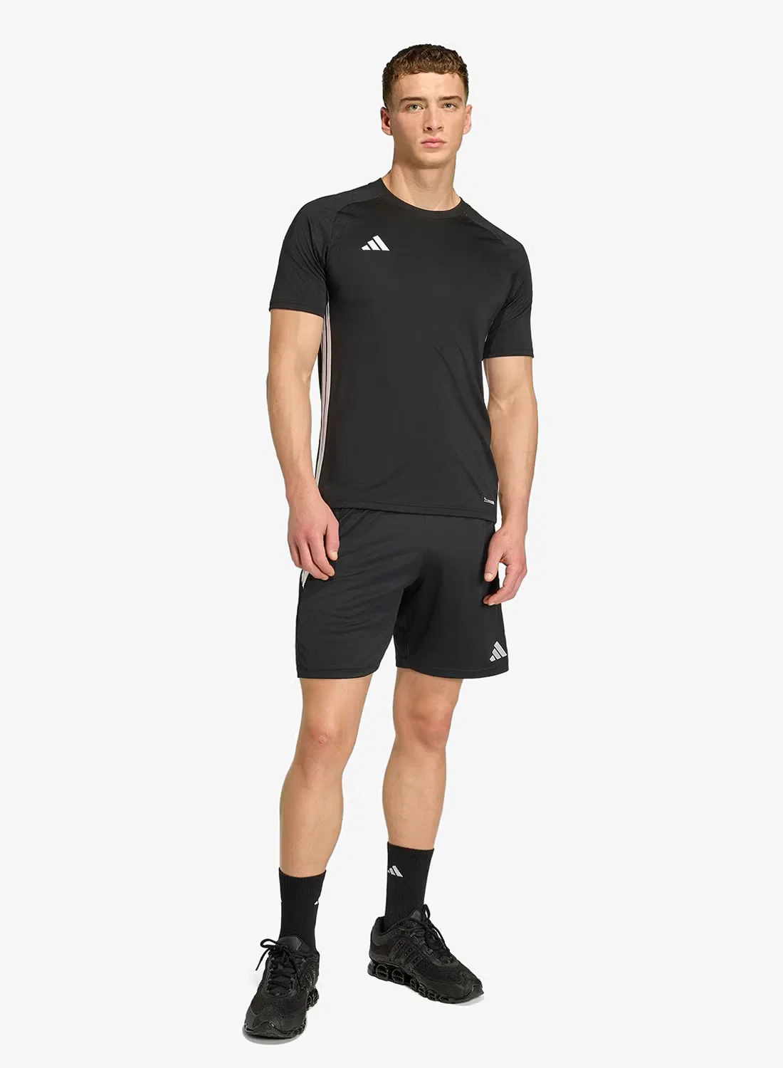 Футбольная футболка с технологией Climacool Tiro 26 Essentials Adidas, черный — фото 3