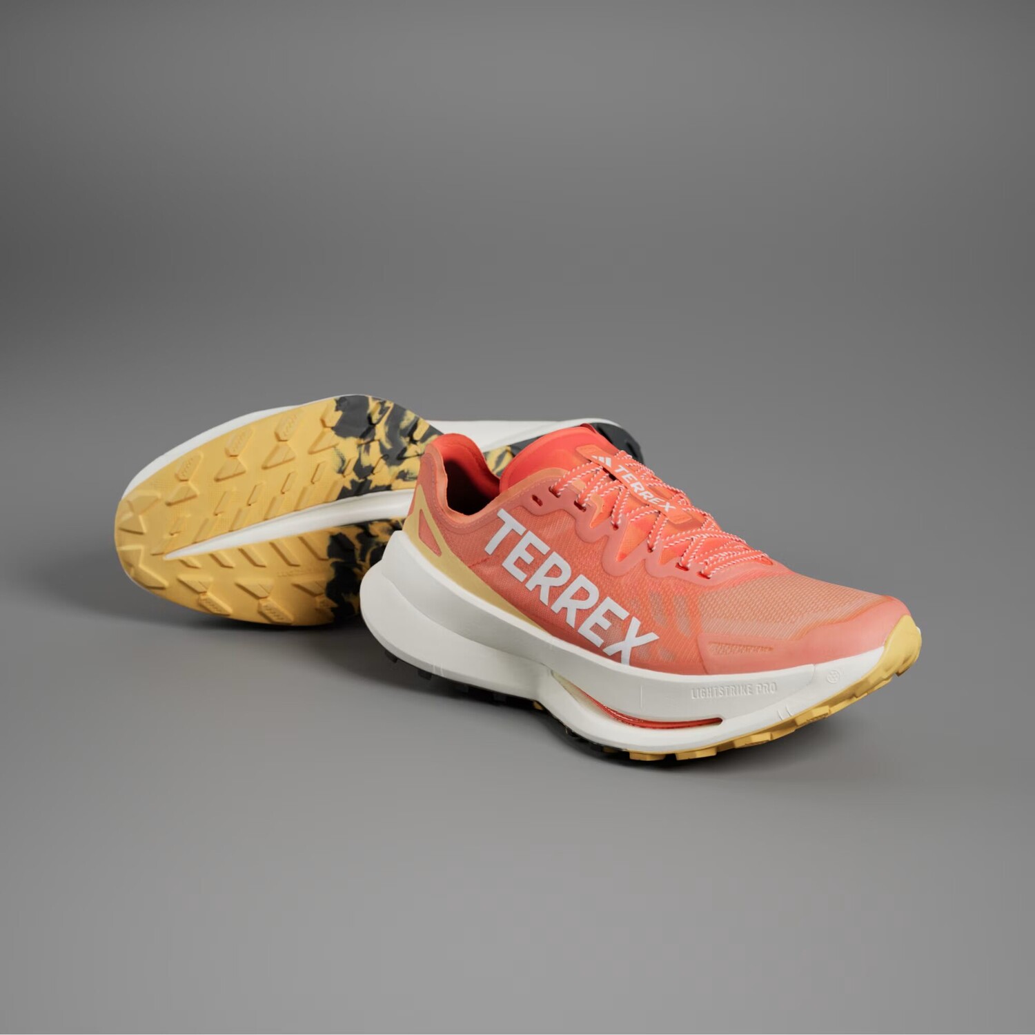 

Кроссовки для бега по пересеченной местности Terrex Agravic Speed ​​Ultra Adidas, цвет Impact Orange/Crystal White/Semi Spark